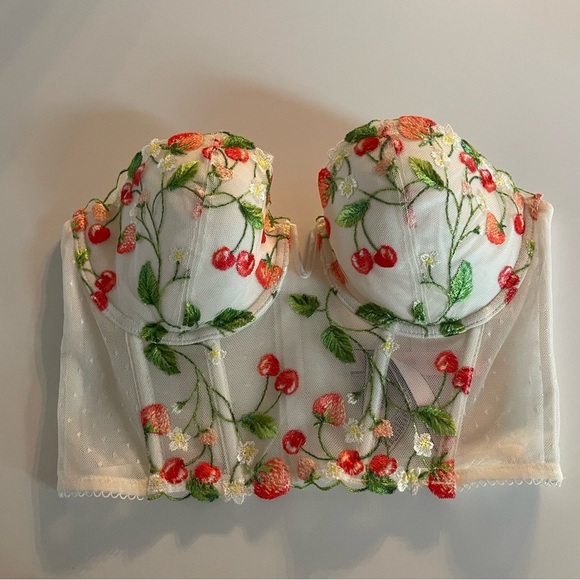 New! Victorias Secret bustier bra top cherries strawberries white 22884 - Picture 2 of 7